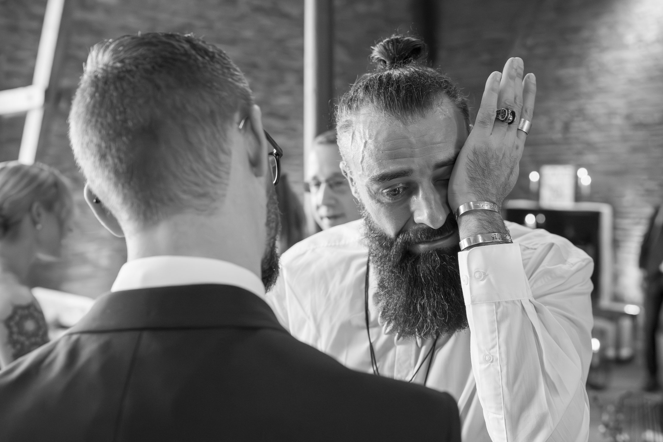 Emotionaler Gast bei der Hochzeit von Lisa und Yannick im Sippelshof Fulda